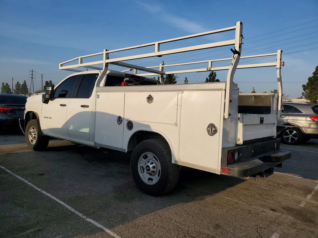 2020 Chevrolet Silverado Delivery Truck
