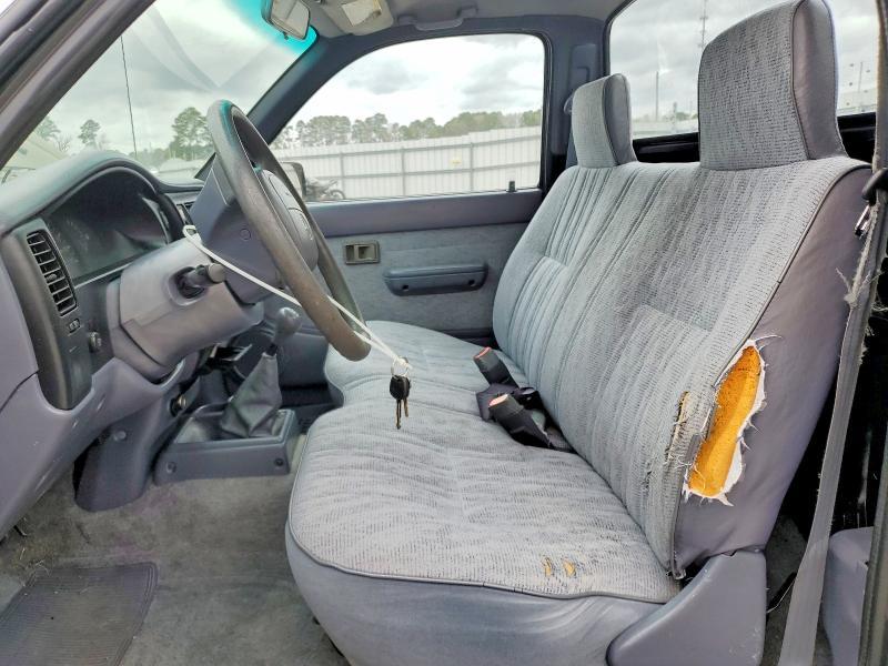 1999 Toyota Tacoma Base