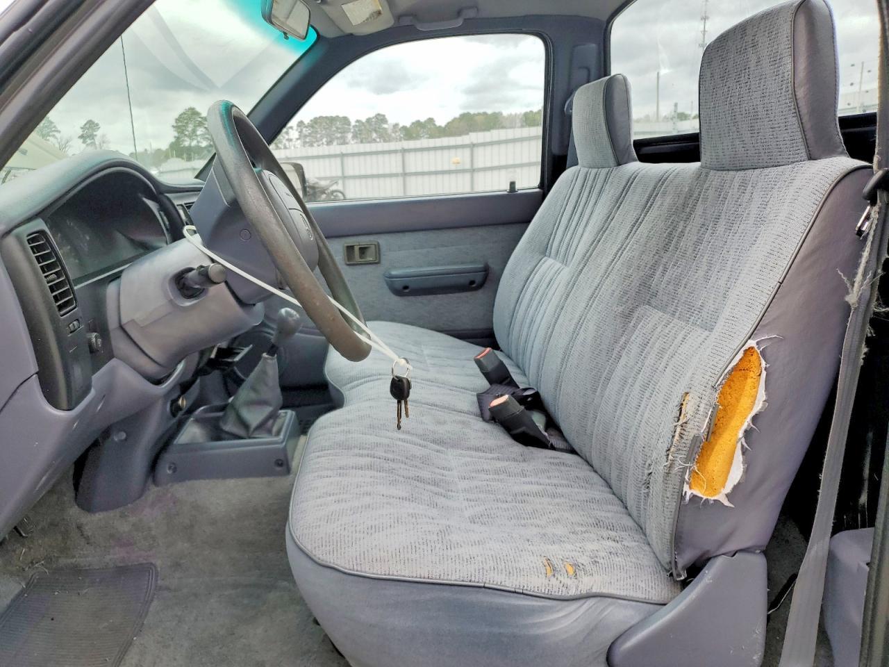 1999 Toyota Tacoma Base