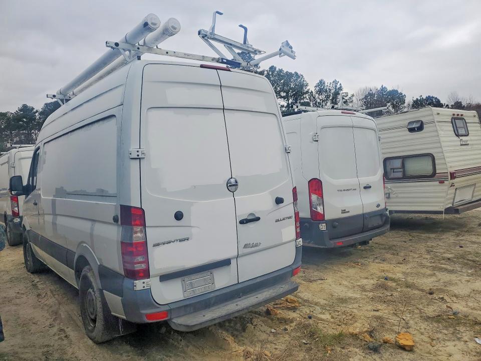 2014 Freightliner Sprinter 2500 Utility / Service van