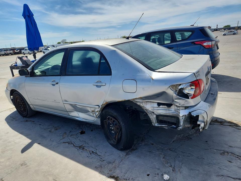 2005 Toyota Corolla le