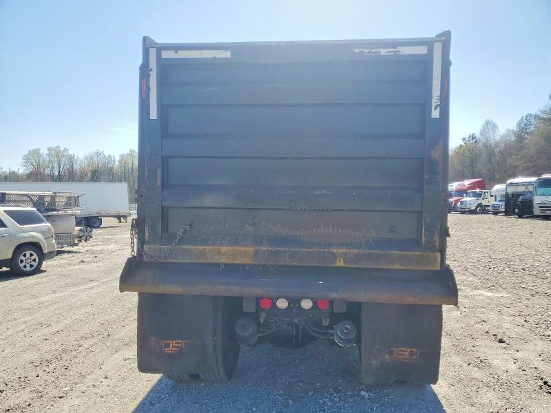 2016 Kenworth Constructi-Dump Truck