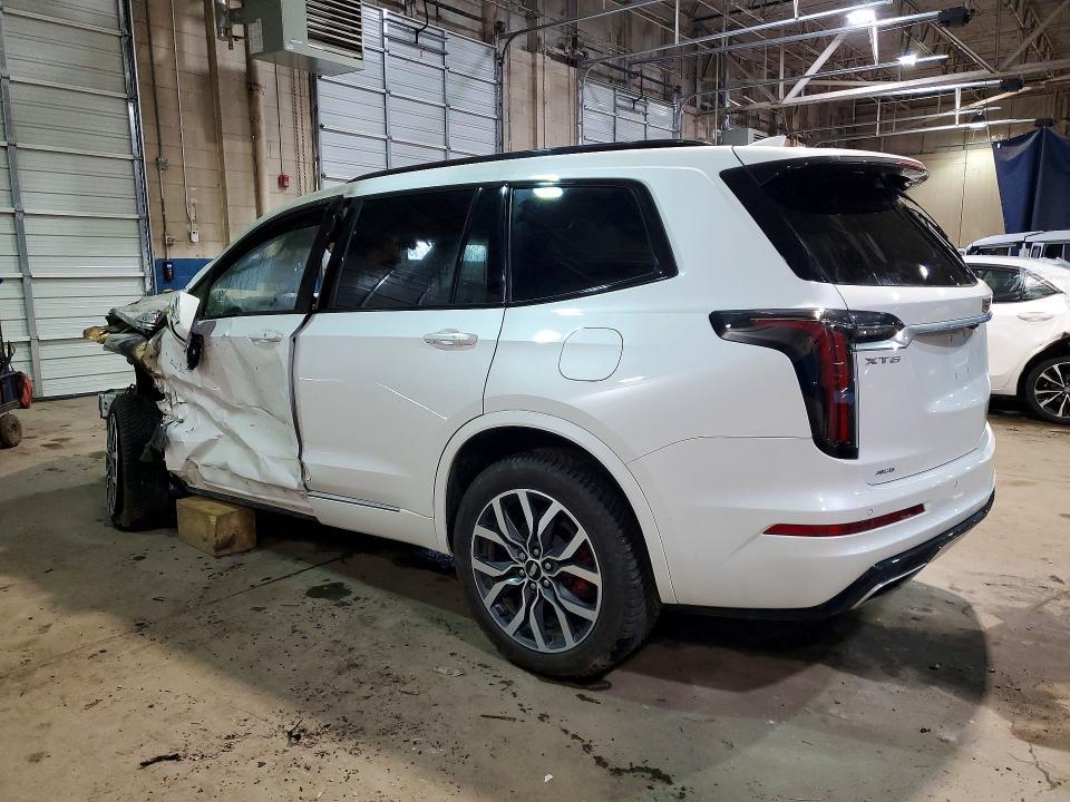 2023 Cadillac XT6 Sport