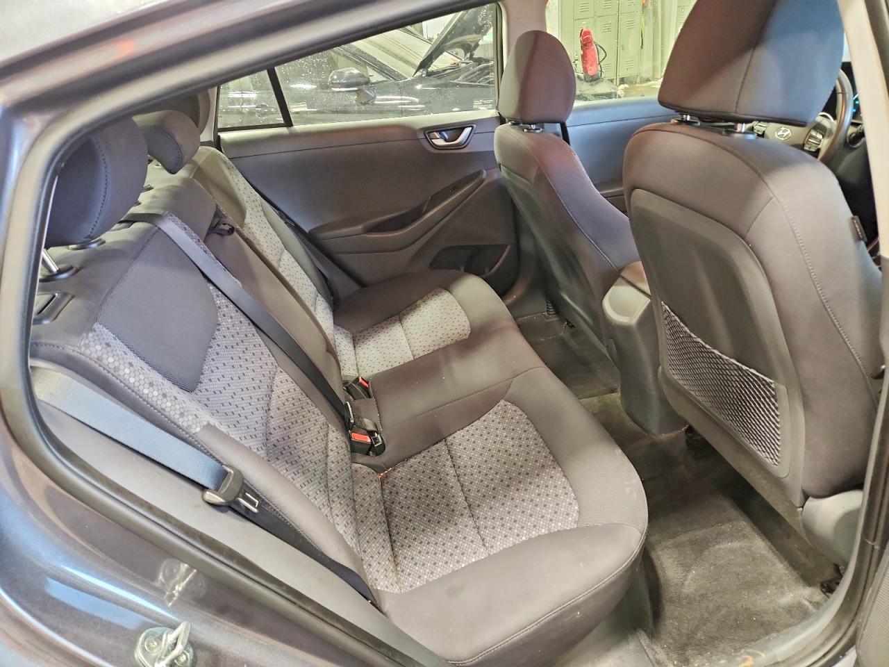 2019 Hyundai Ioniq Plug-in Hybrid Base