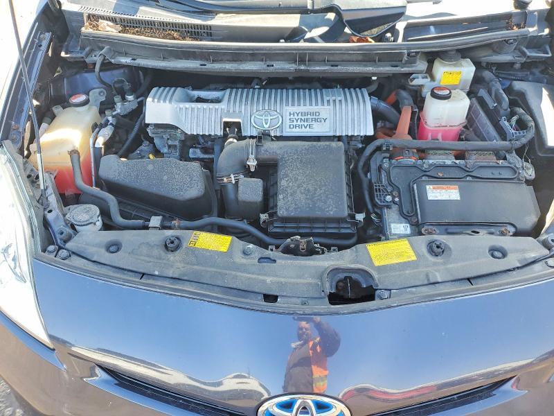 2014 Toyota Prius two