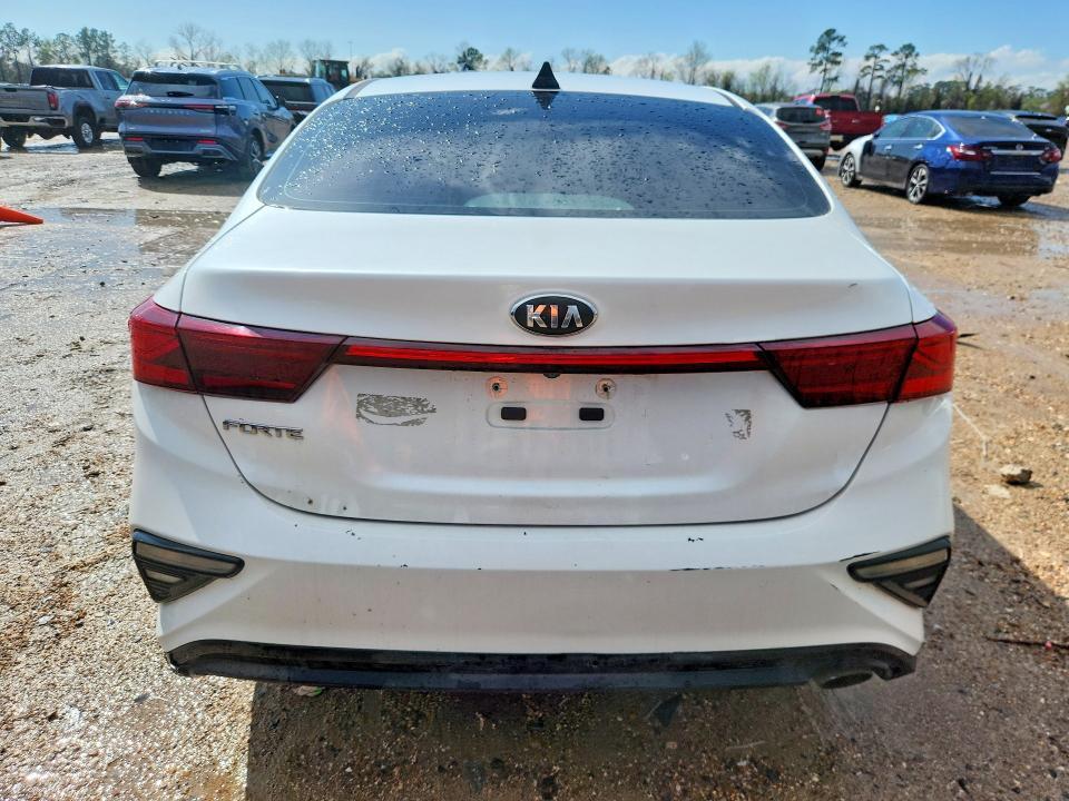 2021 KIA Forte lxs
