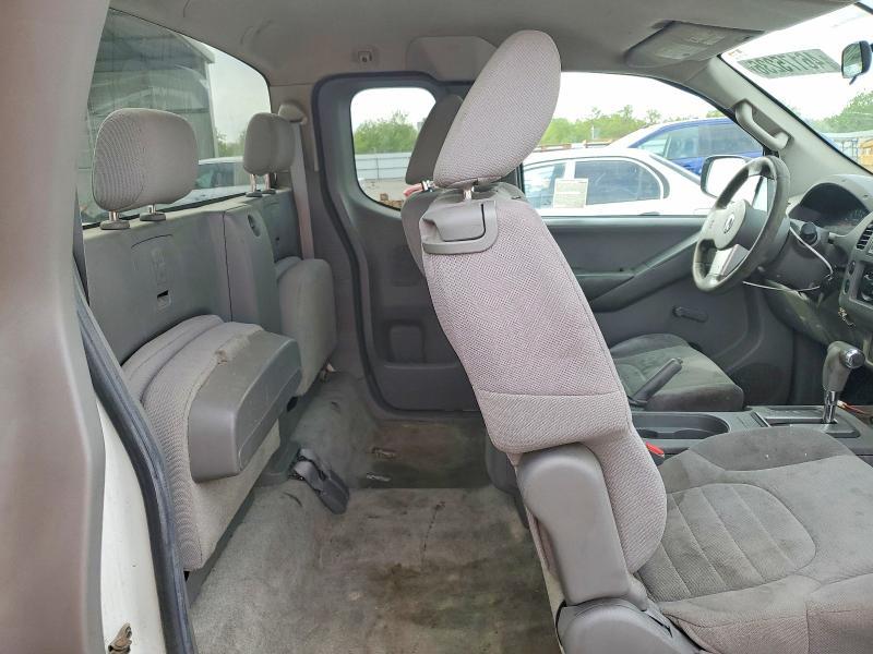 2013 Nissan Frontier s
