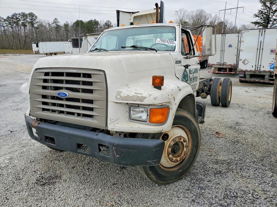 1996 Ford F800 Truck cab and Chassis