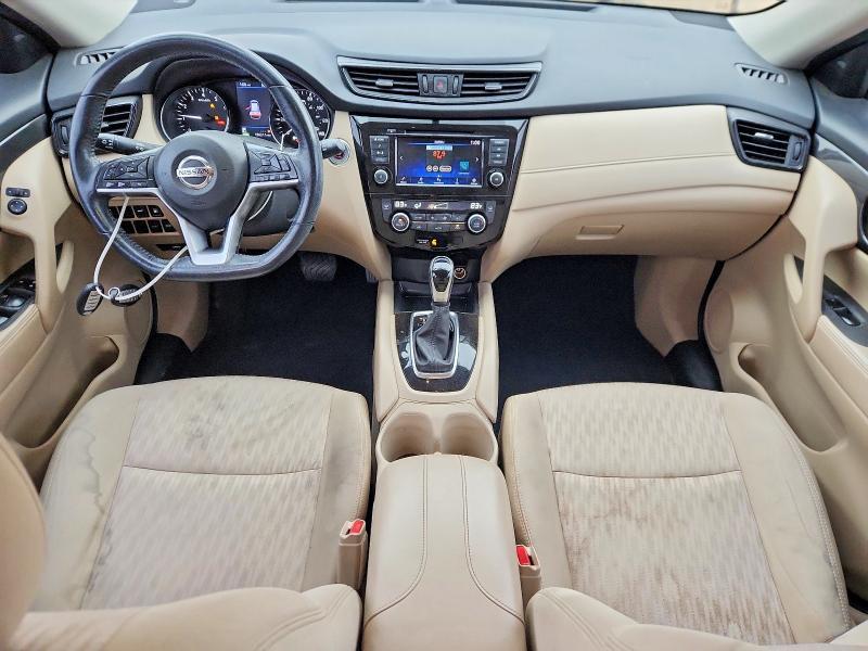 2018 Nissan Rogue sv