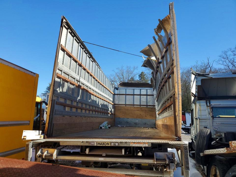 2020 International MV607 BOX Truck