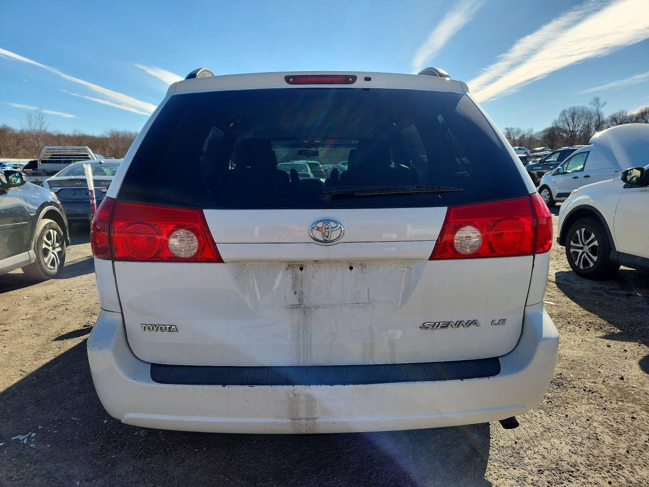 2008 Toyota Sienna le 7-passenger
