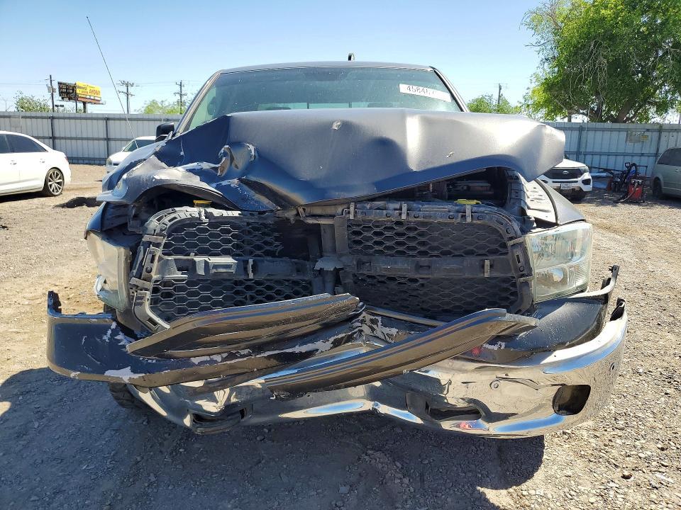 2015 Dodge RAM 1500 SLT