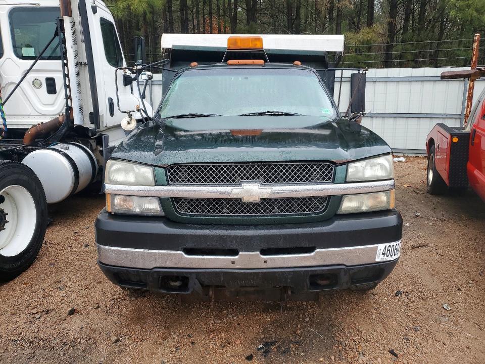 2004 Chevrolet Silverado Dump Truck