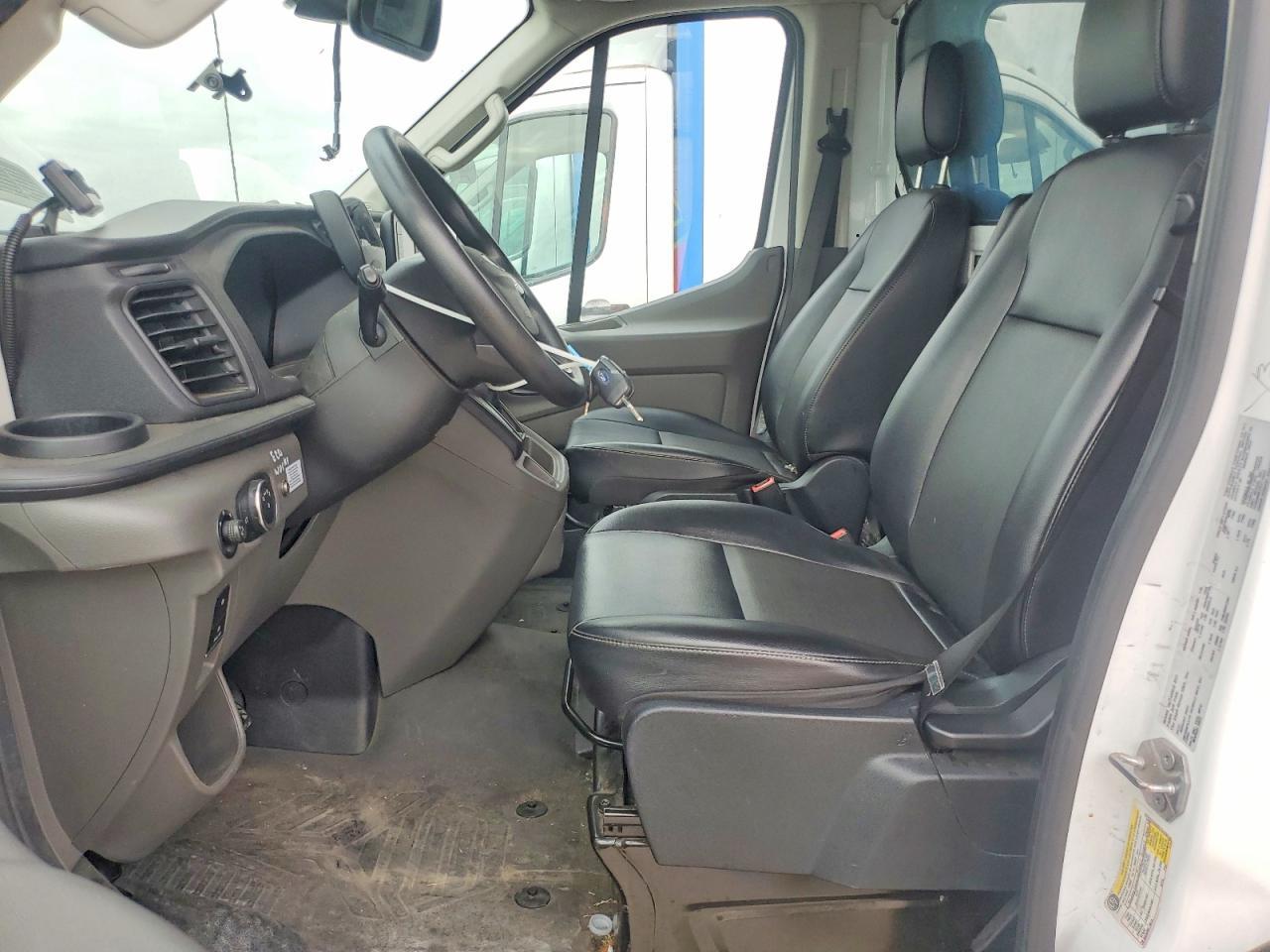 2022 Ford Transit Delivery Truck