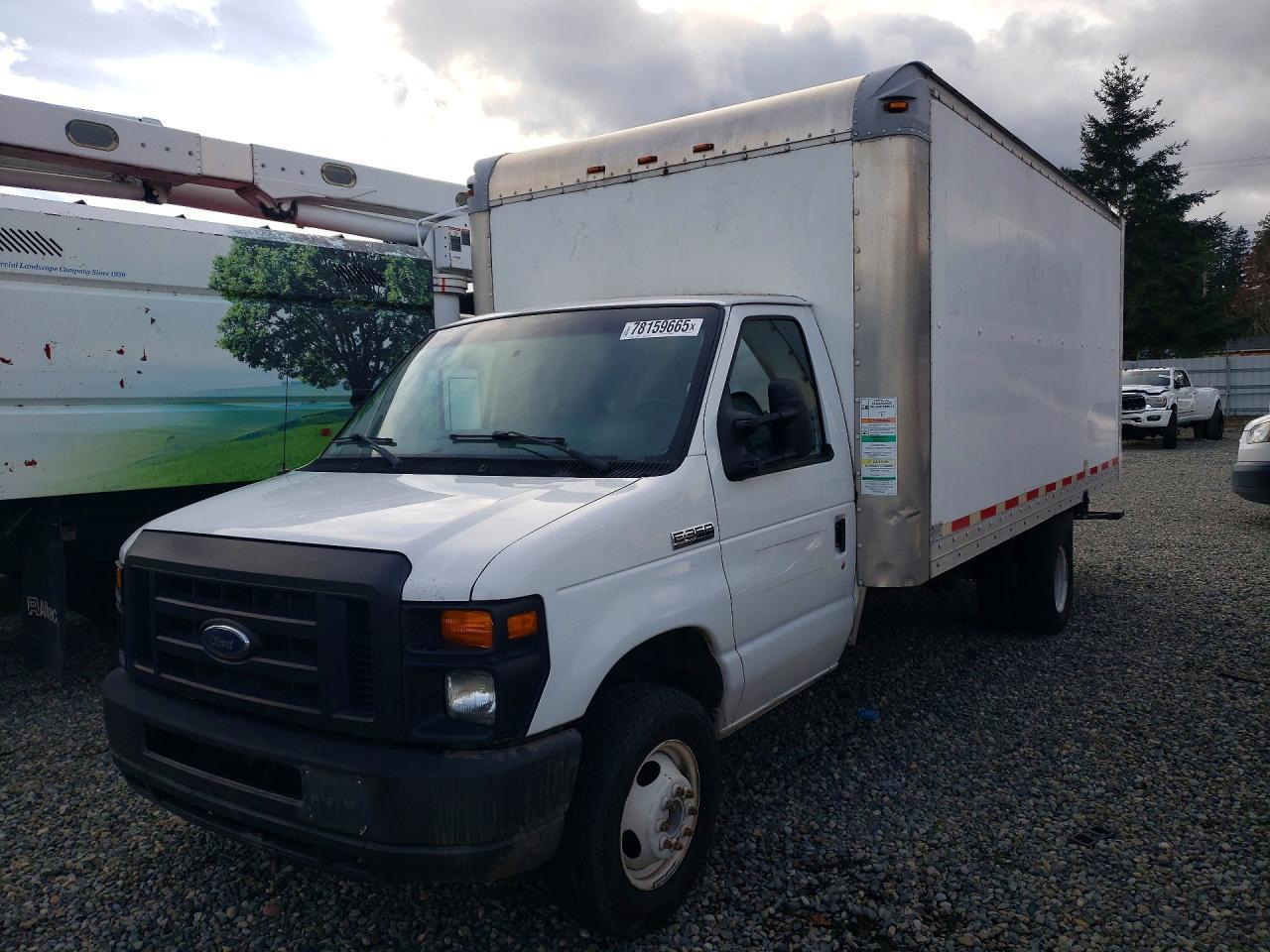 2011 Ford F350 BOX Truck