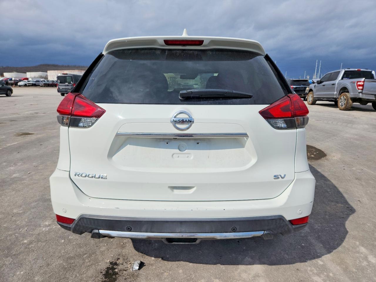 2019 Nissan Rogue sv