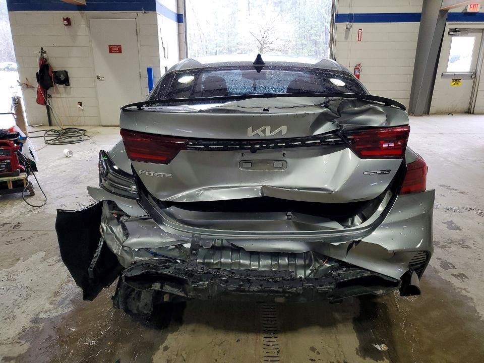 2022 KIA Forte Gt-line