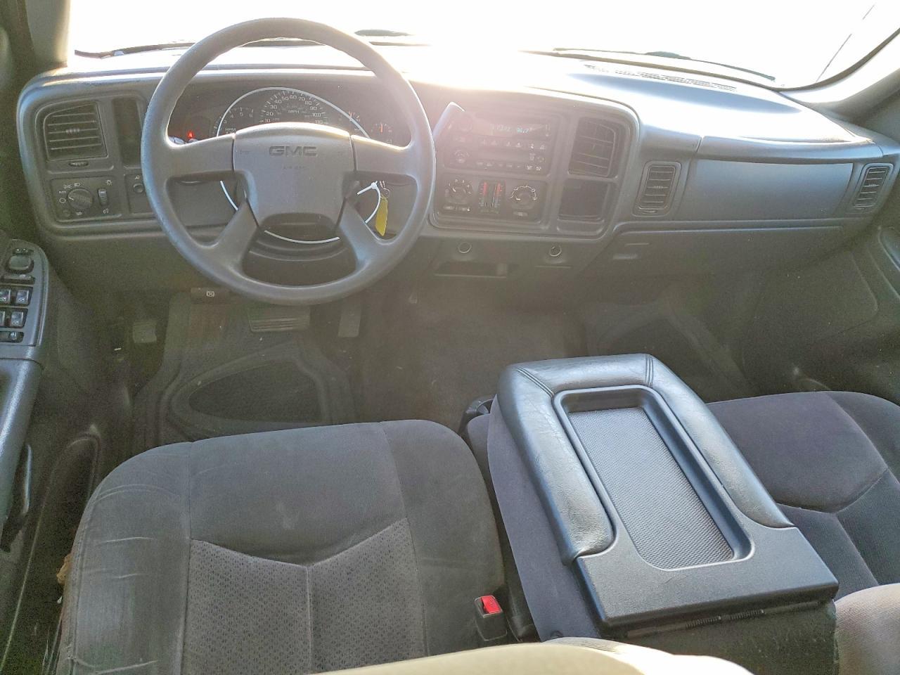 2007 GMC New Sierra C1500 Classic