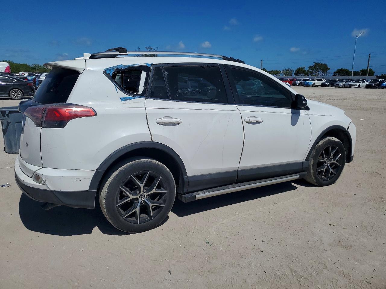 2017 Toyota Rav4 se