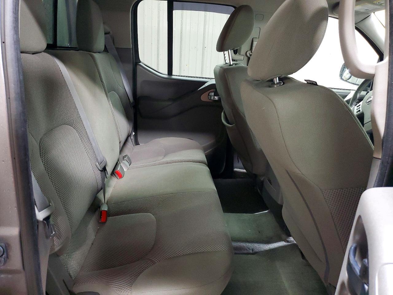 2018 Nissan Frontier sv