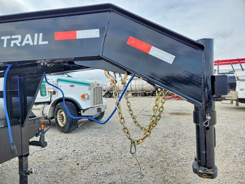 2026 Load Trail Equipment Trailer