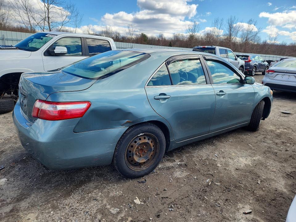 2009 Toyota Camry le