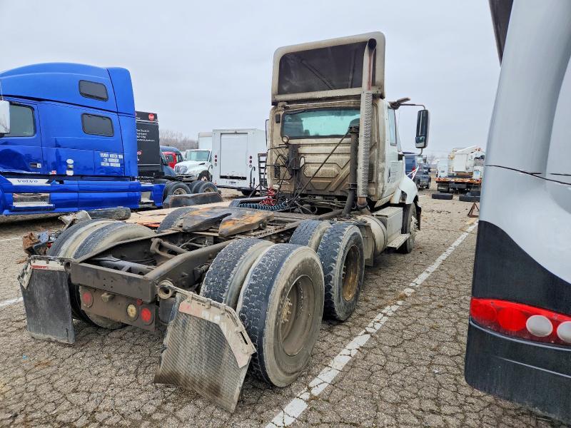 2015 International Prostar Semi Truck