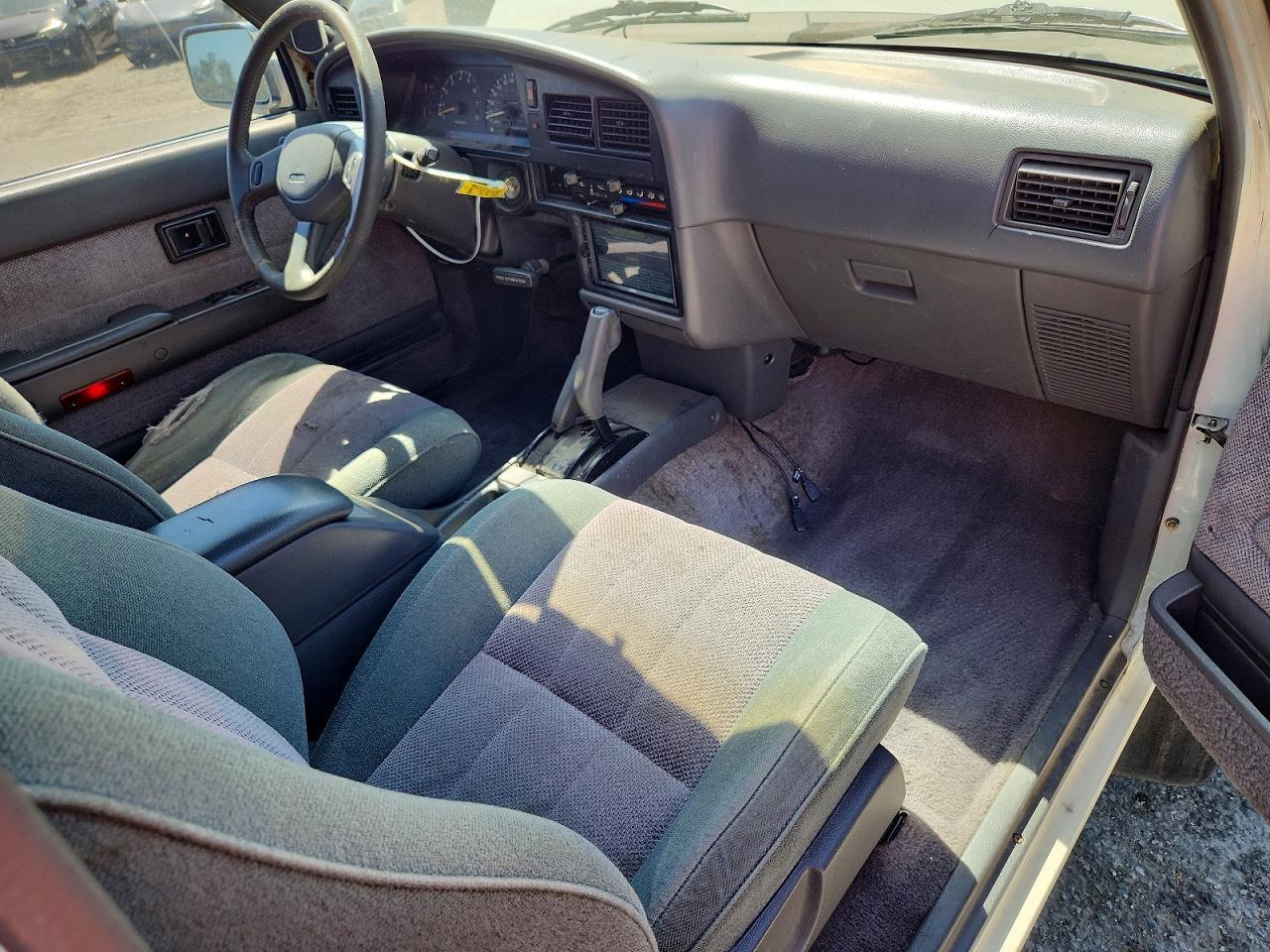 1989 Toyota Pickup SR5 V6