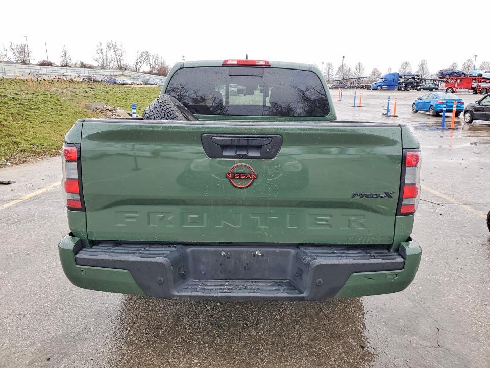 2024 Nissan Frontier S