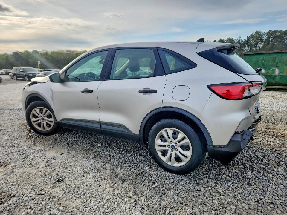 2020 Ford Escape s