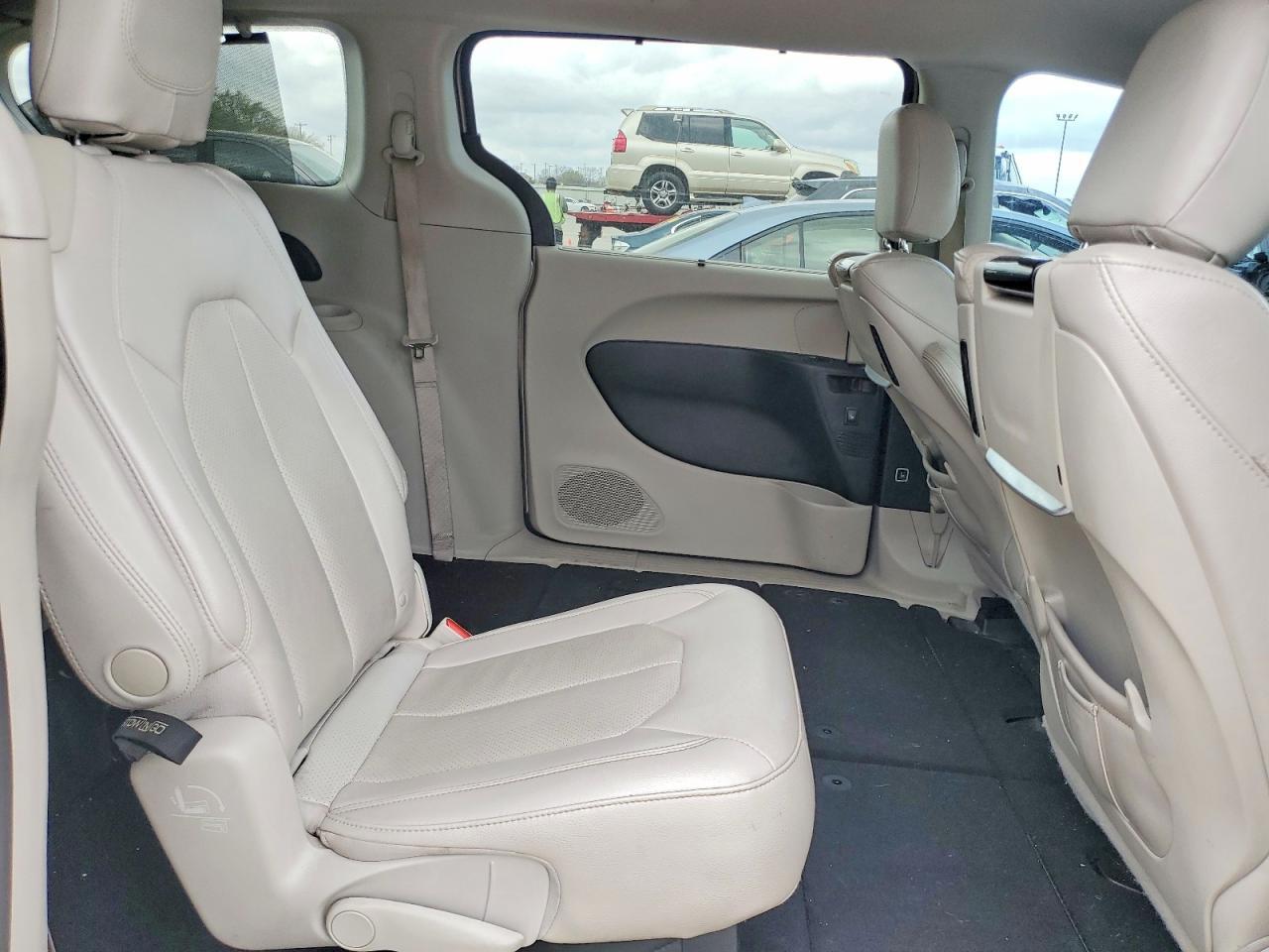 2017 Chrysler Pacifica Touring l Plus