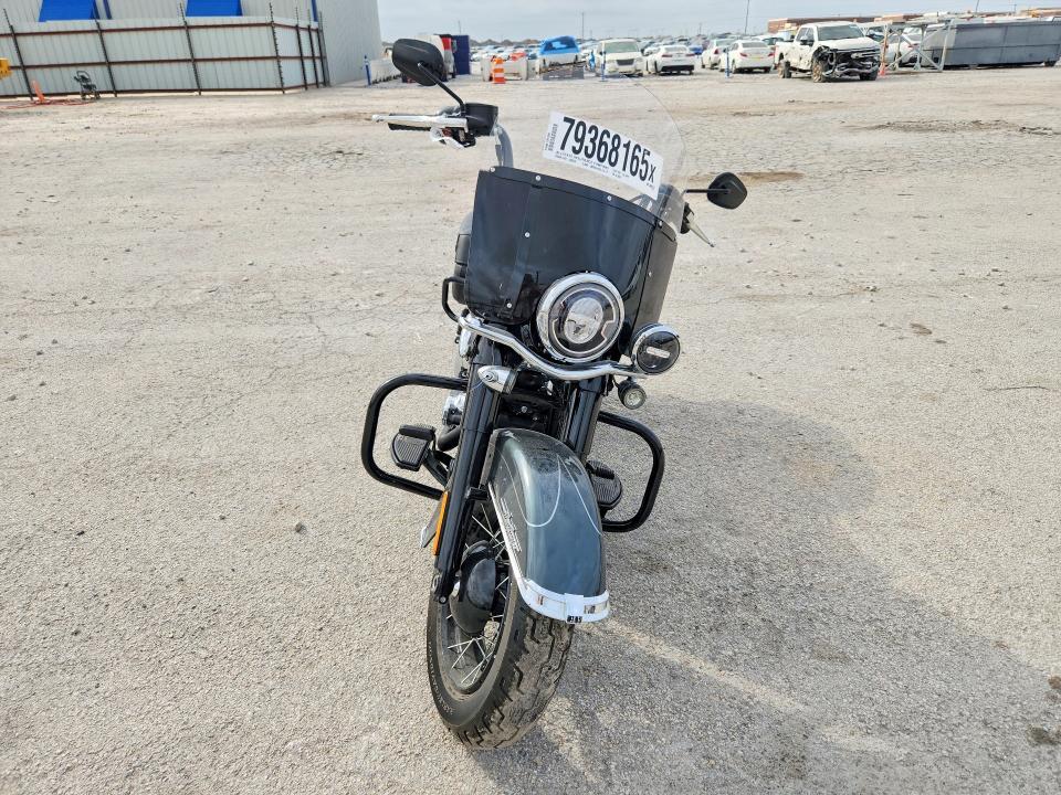 2025 Harley-Davidson Flhc