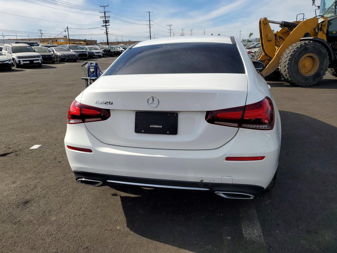 2022 Mercedes-Benz A 220