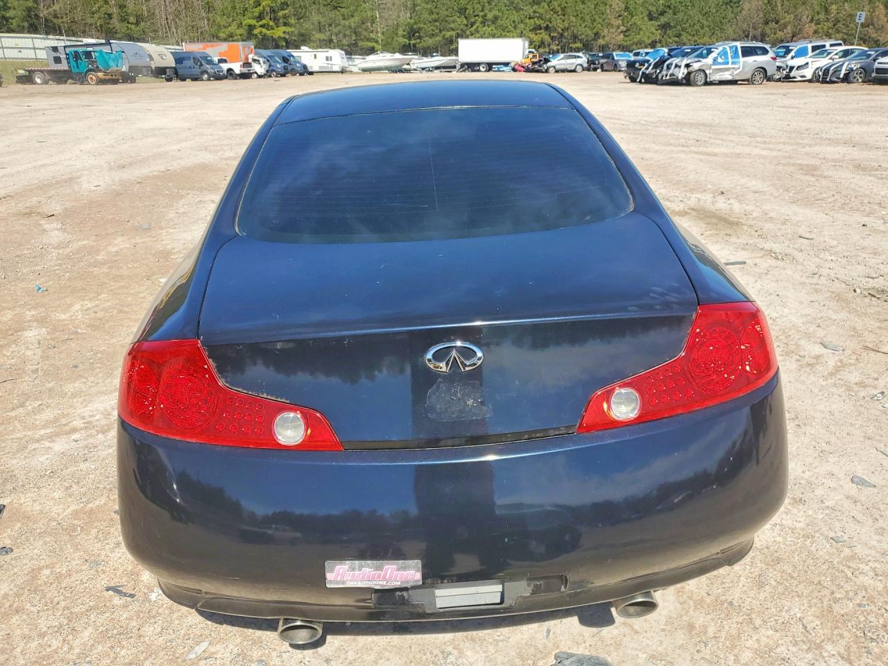 2003 Infiniti G35 Base