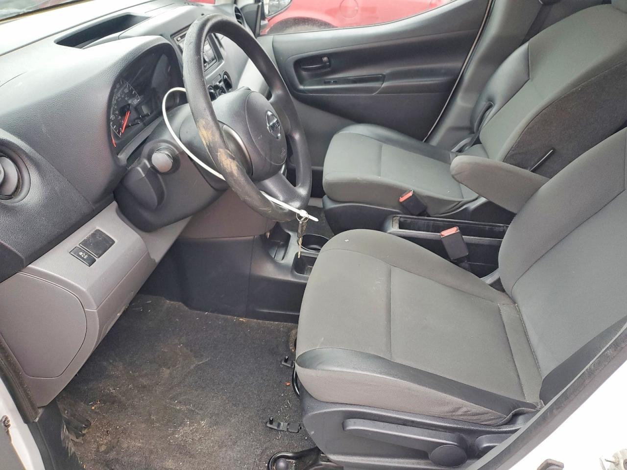 2013 Nissan NV200 S