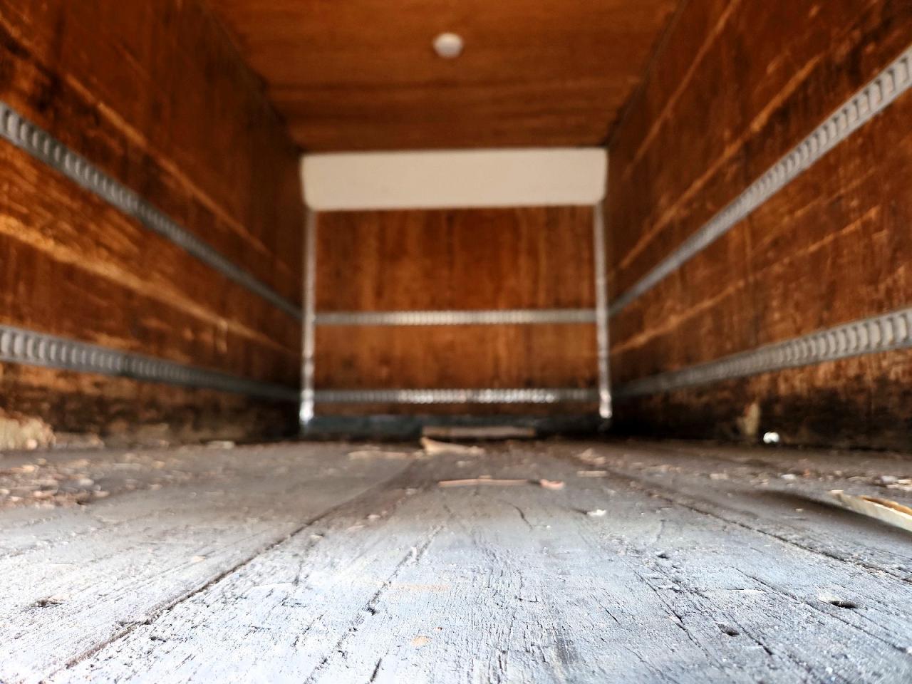 2003 International 4300 BOX Truck