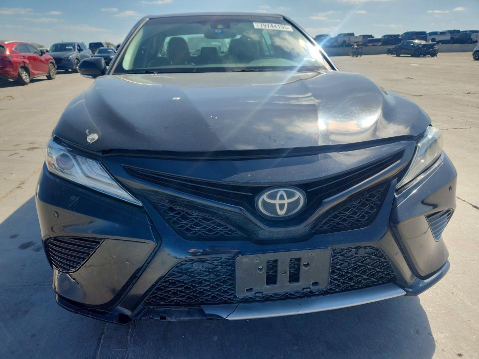 2018 Toyota Camry xse