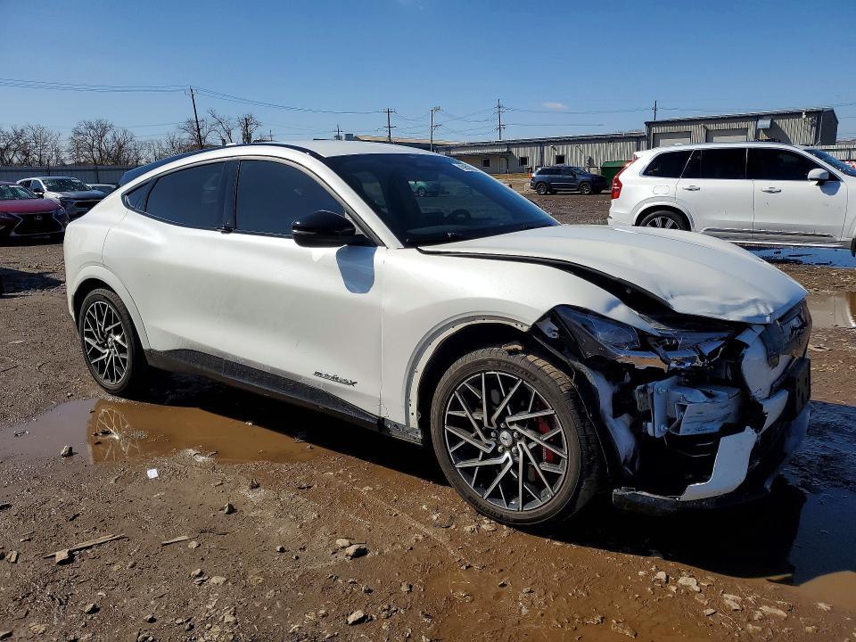 2021 Ford Mustang Mach-e gt