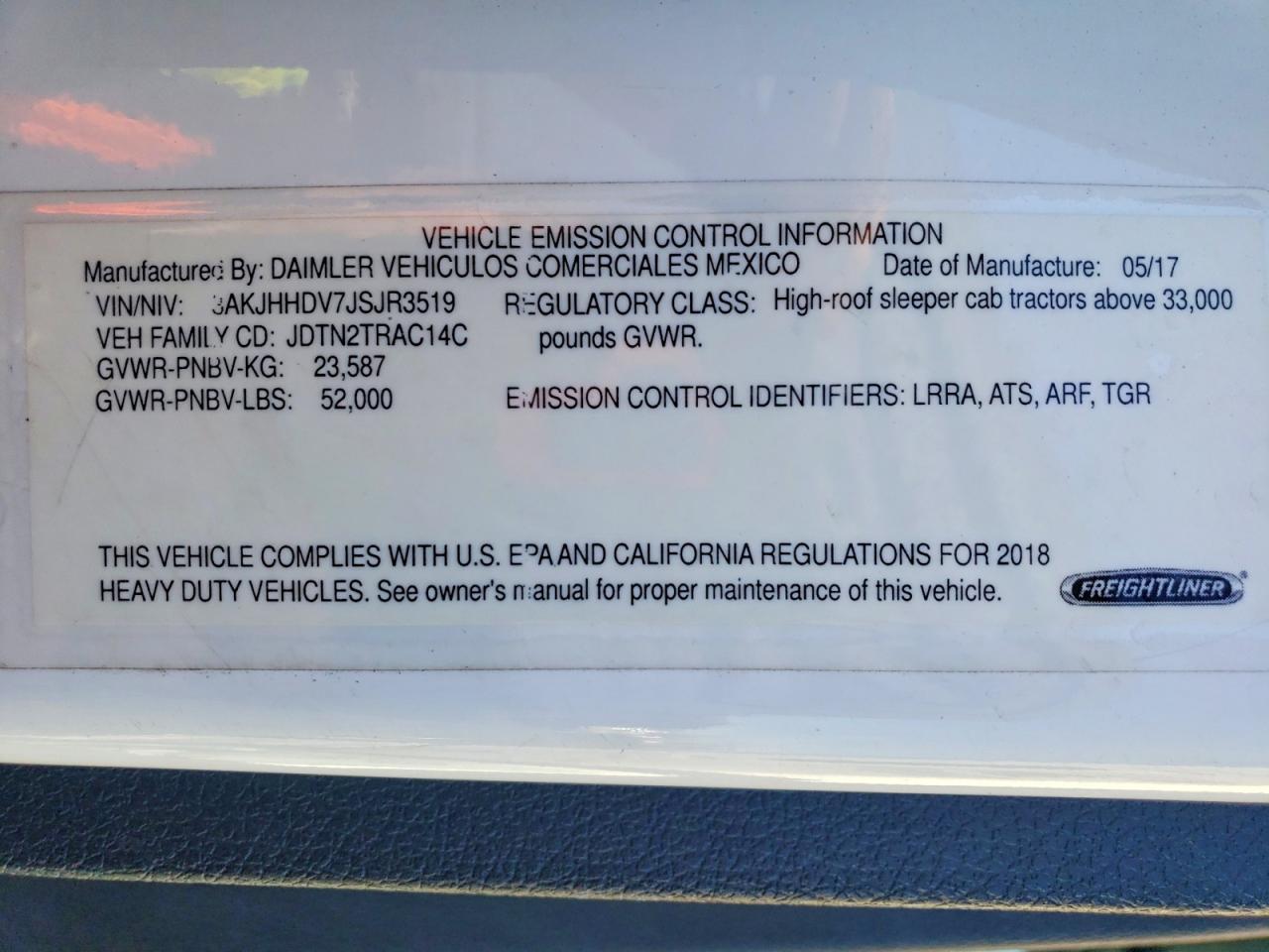 2018 Freigliner 2018 Freightliner Cascadia 126 Semi Truck