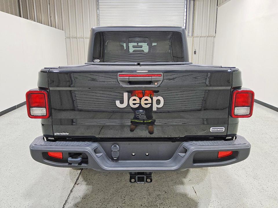 2022 Jeep Gladiator Overland