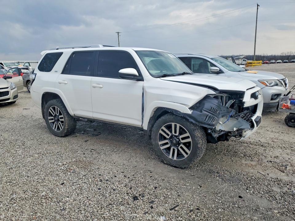 2016 Toyota 4runner SR5