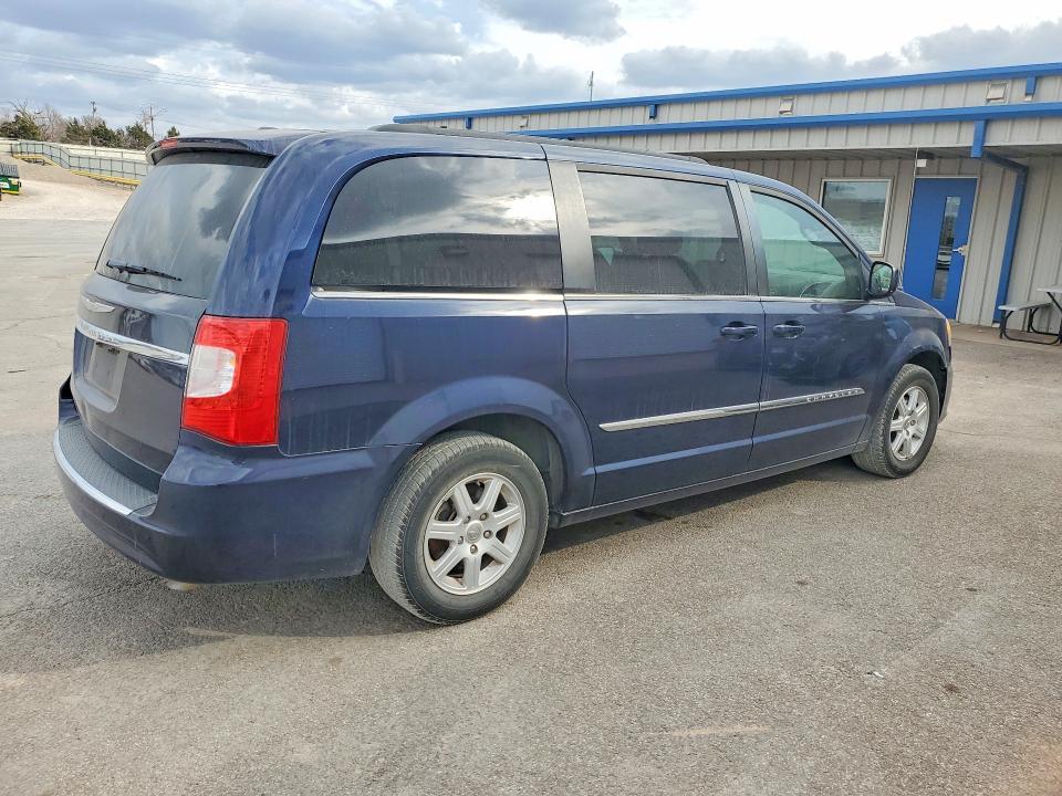 2012 Chrysler Town & Country Touring