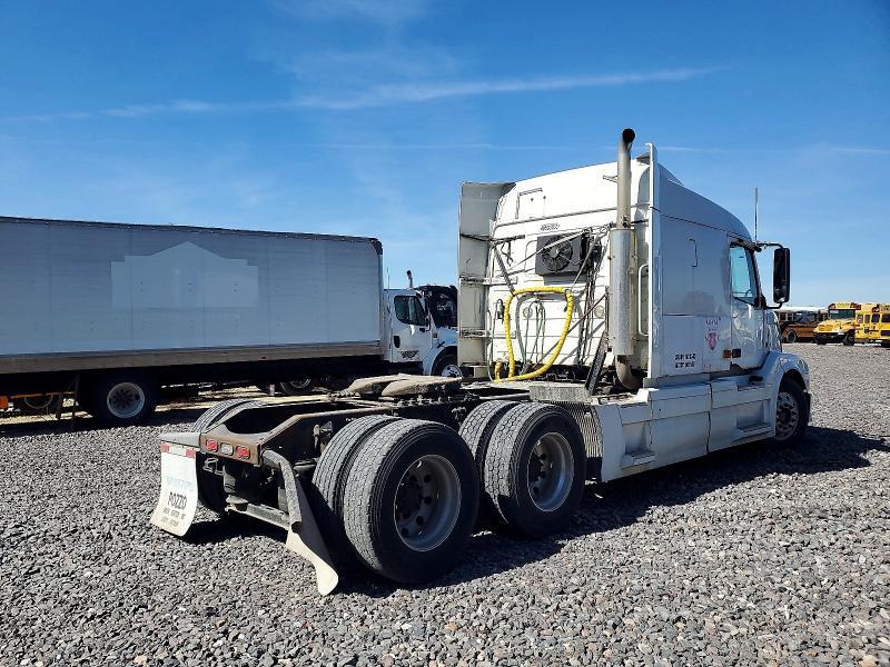 2007 Volvo VNL Semi Truck
