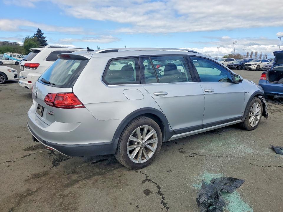 2017 Volkswagen Golf Alltrack s