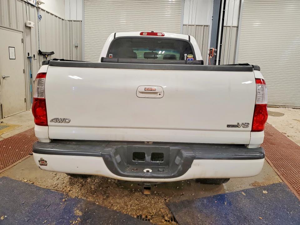 2004 Toyota Tundra Limited