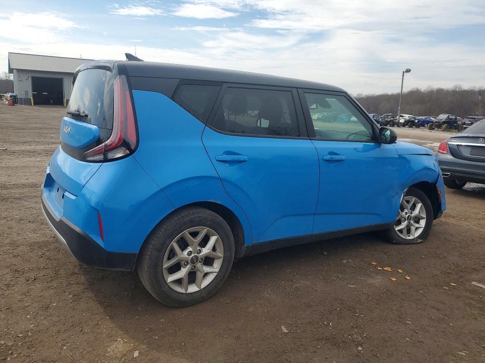 2024 KIA Soul s
