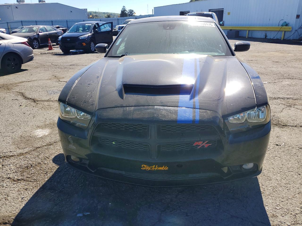 2011 Dodge Charger r