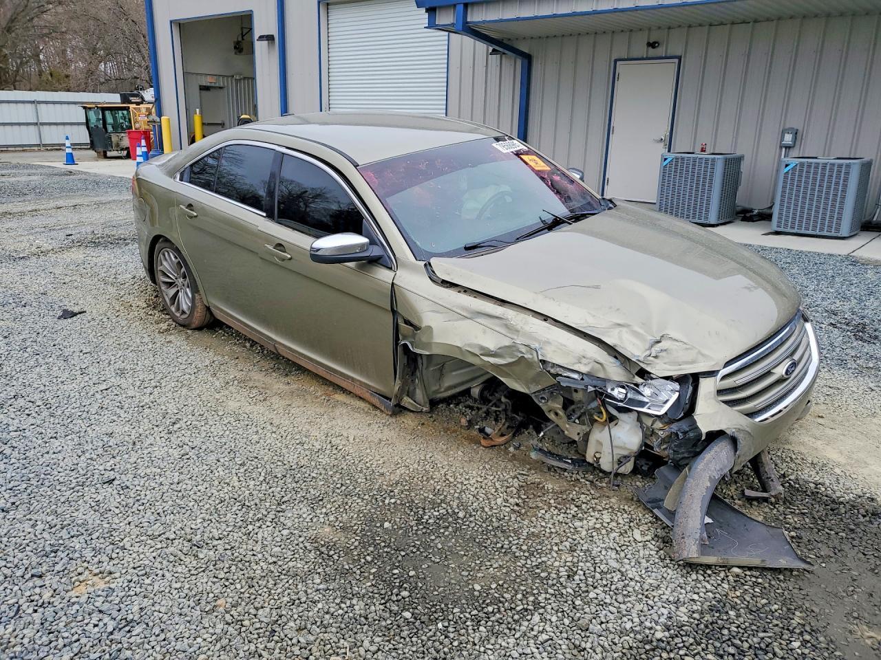 2013 Ford Taurus Limited