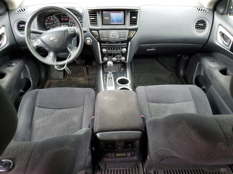 2015 Nissan Pathfinder sv