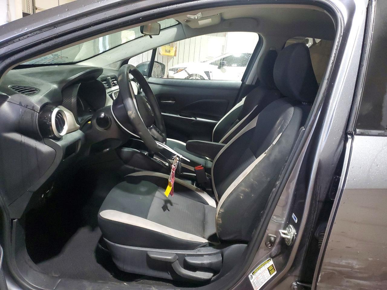 2020 Nissan Versa sv